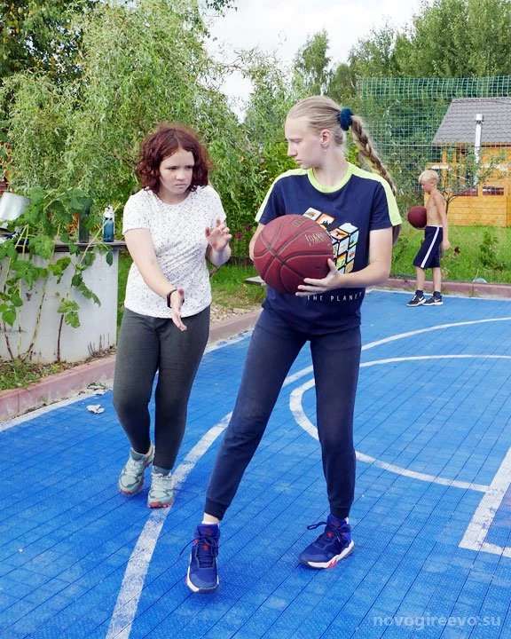 Школа основ баскетбола Teenbasket на Полимерной улице Изображение 1